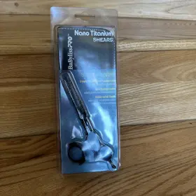 Babyliss 074108319326 Pro Nano Titanium 5.5-inch Texturizer Shears - New In Package Babyliss 074108319326 Pro Nano Titanium 5.5-inch Texturizer Shears - New In Package