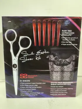 Cricket 672501212154 S1 Shears Swedish Steel 5.5 Inch In A Gift Set
