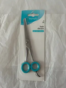 Daylogic 011822616164 New Pair Of Hair Shears. Day Logic Easy Grip Handles. 7 Inch