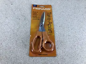 9471 Fiskars 7 Inch Kitchen Scissors Take Apart