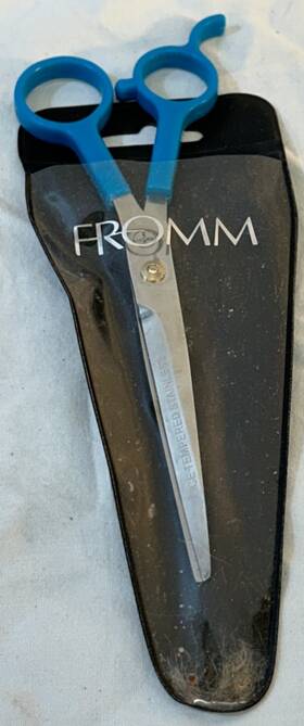 Fromm 111s Vintage Stainless Steel Shears Scissors Hair Cut Blue Plastic Handle