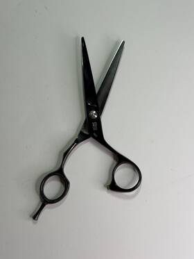 Jw Xo60 Xo Series Styling Scissors 6 Inch Black Stainless Steel Finger Rest