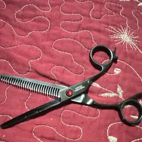 K-207t Kamisori Black Diamond 5.5in Cobalt Thinning Shears Finger Rest