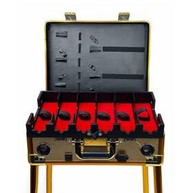 Mane Tame Professional Mens Grooming 851088008491 Barber Case - Vip Mobile Station- Gold Includes Speakers