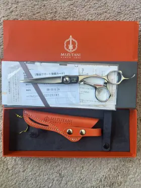 H-8776 Mizutani Scissors Db-20 Sword 6.4 Inch Right-handed