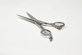 F2xl-60 Moto Stainless Steel Haircutting Scissors Shears With Snake Dragon Handle Design