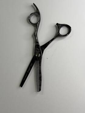Olivia Garden T628 Dragon Thinning Shears 6 Inch Black Stainless Steel Adjustable