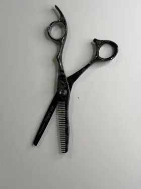 T628 Olivia Garden Dragon Thinning Shears 6 Inch Black Stainless Steel Adjustable