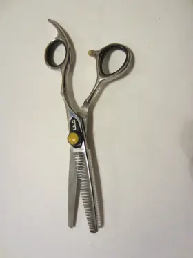 Al18-630 Ulg 6 Inch Pfofessional Thinning Scissors Handmade