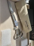Kamisori Sword 2.0 Hair Cutting + Thinning Shears Right Hand Set New. Price: $575.00.