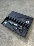 Hattori Hanzo Hanisha Aru 6.0 HH13T Texturizing Shear Right Handed Brand New. Price: $500.00.