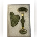Huefull Jade Roller And Guasha Set New. Price: $10.00.