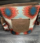 Wrangler Western Geometric Pattern Shoulder/ Crossbody Bag For Women New. Price: $20.00.