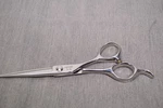 New Hattori Hanzo Tenshi Hair Cutting Shears Rh HH-22 5.5. Price: $349.99.