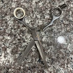 Cricket Centrix 575 Professional Hair Cutting Shears Barber Scissors 5.75 Inch Used. Price: $37.90.