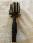 Sam Villa Signature Series Large Oval Boar Bristle Brush Model #40012 Nwot New. Price: $19.96.