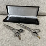 Viper Shears #01163 Professional Cutting Texturing Scissors Set Right Hand Used. Price: $50.93.