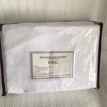 Southshore Fine Linens Chic Solids Ultra Soft 4-PIECE Bed Sheet Sets King New. Price: $35.00.