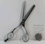 Cricket Centrix Classic 3560 Professional Thinning Shears Scissors Steel Used. Price: $104.50.