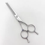Mizutani Scissors V-40 5530 Thinning Shear 5.5"35% Hair Right Hand Japan Used. Price: $139.00.
