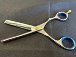 Dream 6.0" Hair Thinning/texturizing/blending Shears... Used. Price: $10.00.