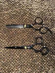 Authentic Shark Fin Shears 2-PIECE Set Black Titanium Cutting & Thinning Used. Price: $150.00.